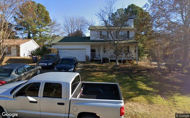 Street view of 195 Kingsport Dr